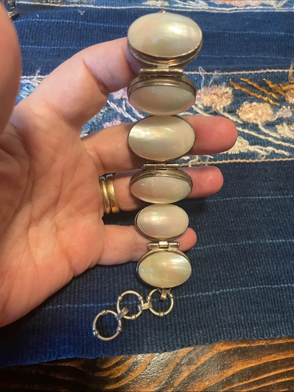 Vintage Sterling Silver Mother of Pearl Graduated Panel Link Bracelet 925